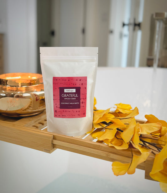 COCONUT MILK BATH-GRATEFUL (Spiced Cider)